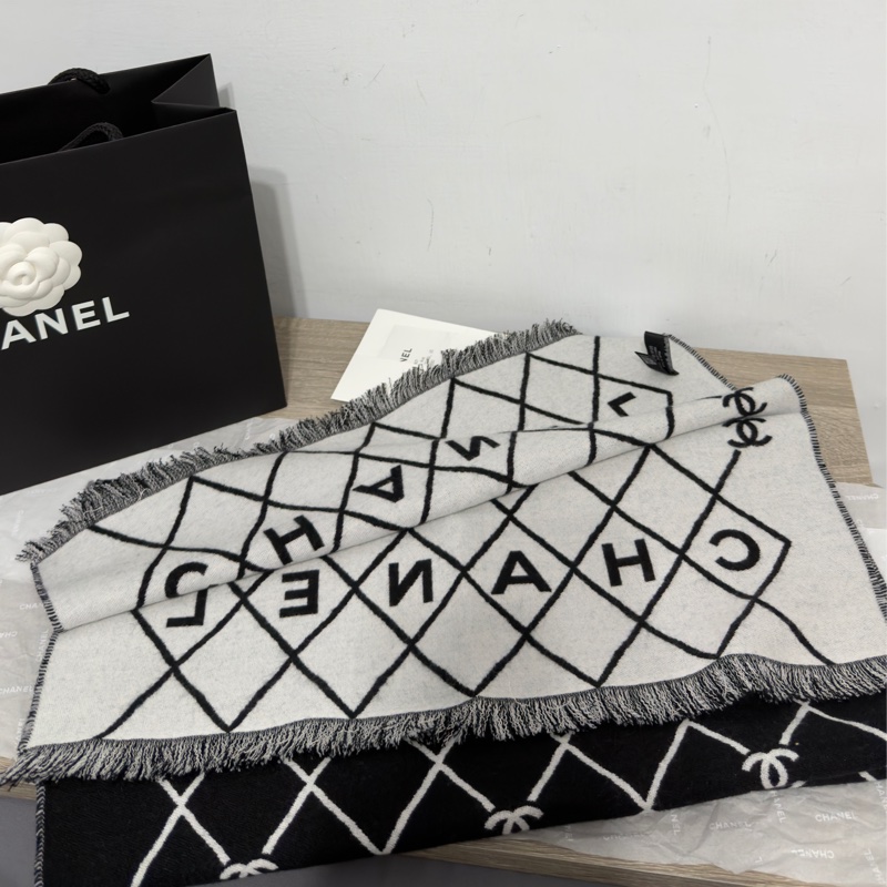 Chanel 26p 爆款經典菱格圍巾🧣 全新全配 黑色-1