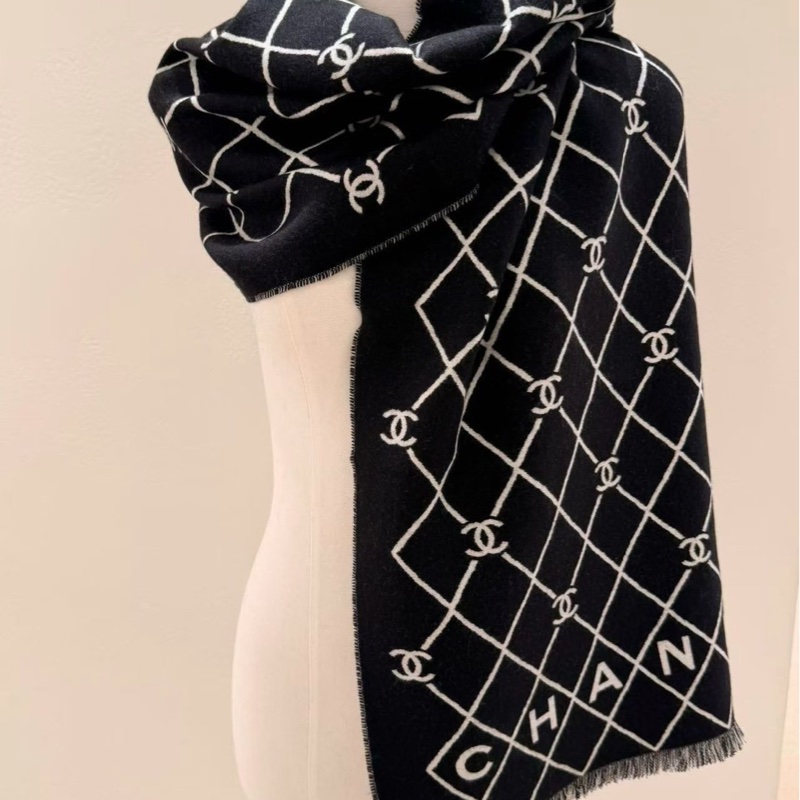 Chanel 26p 爆款經典菱格圍巾🧣 全新全配 黑色-7