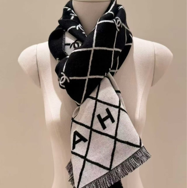 Chanel 26p 爆款經典菱格圍巾🧣 全新全配 黑色-16