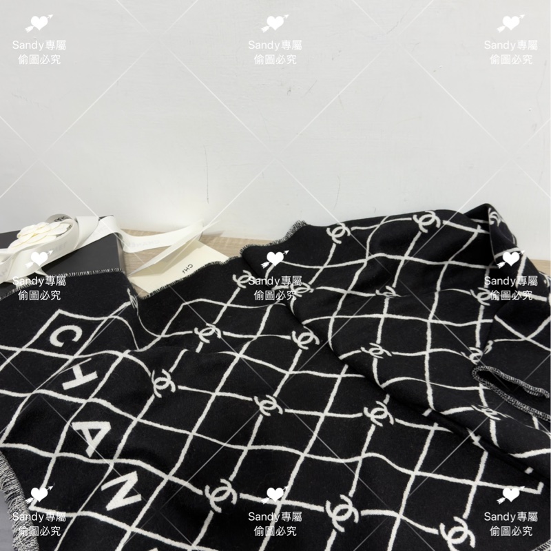 附盒子 Chanel 26p 爆款經典菱格圍巾🧣 全新全配 黑色-31