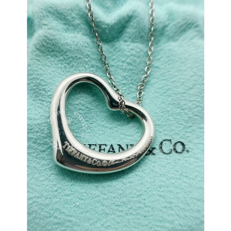 ~~趴趴小舖~~極新正品Tiffany &Co Elsa Peretti Open Heart(M號)愛心項鍊2602231710-1