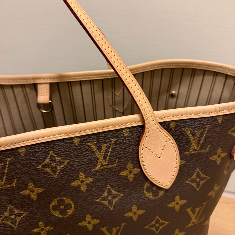 Louis Vuitton Neverfull MM-16