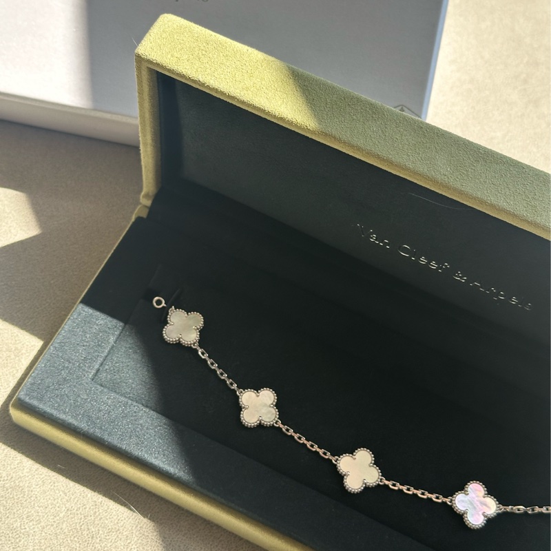 VCA 白金白貝母五花-5