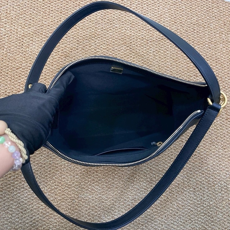 香奈兒25s Chanel 黑金嬉皮 hobo bag中號-12