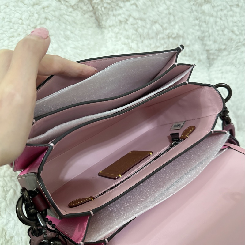 全新 Coach Rogue手提肩背包（2條肩帶）(原價2880台幣）-6