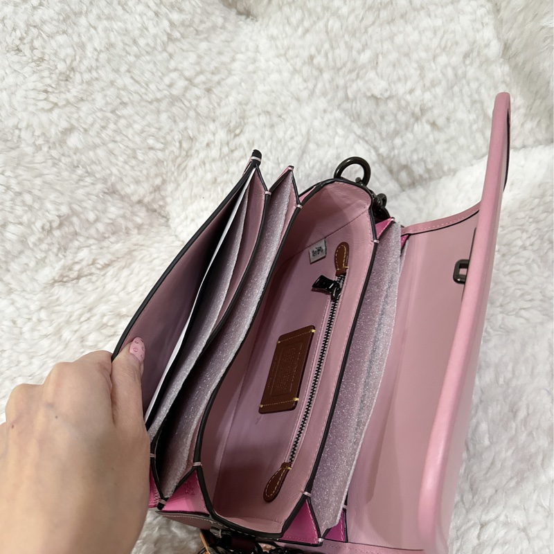 全新 Coach Rogue手提肩背包（2條肩帶）(原價2880台幣）-7