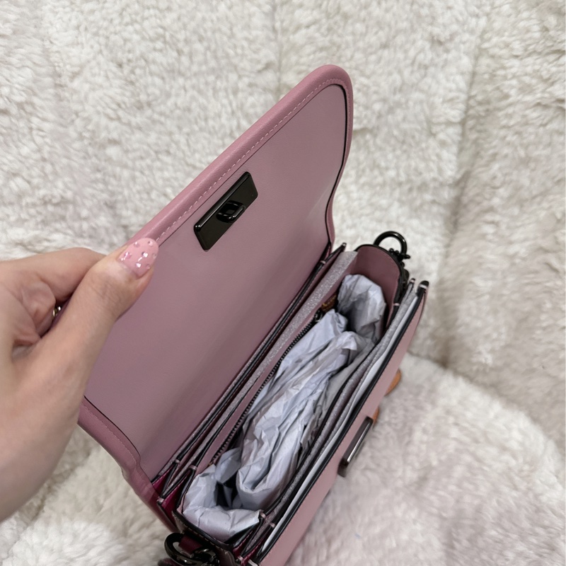 全新 Coach Rogue手提肩背包（2條肩帶）(原價2880台幣）-19