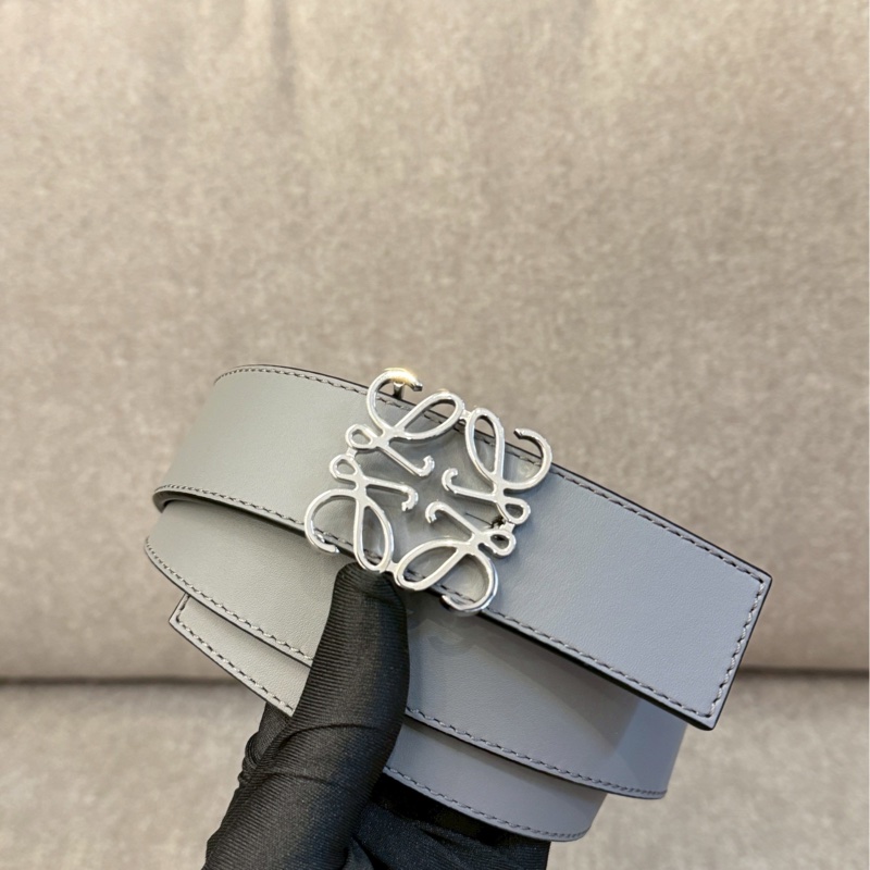 LOEWE 經典皮帶-1