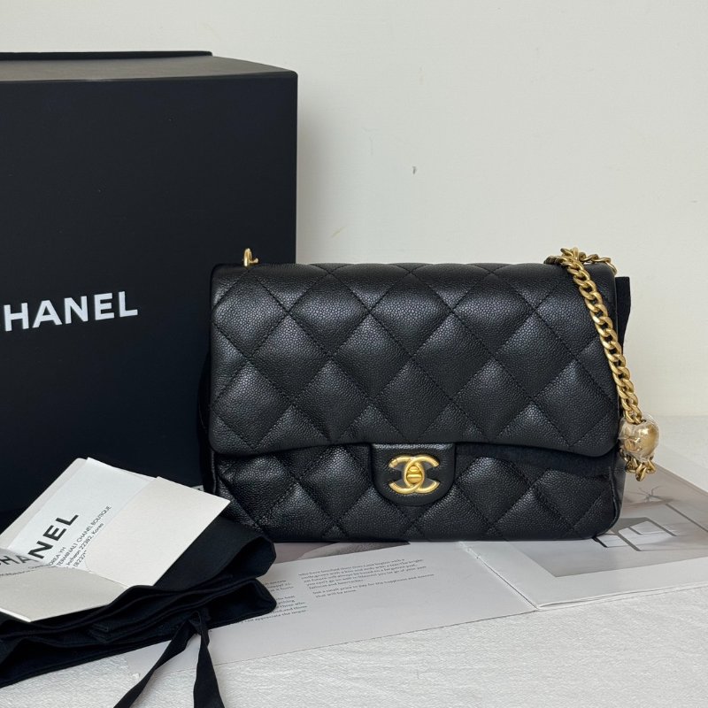 CHANEL 愛心調節釦口蓋包 24 - 黑金-9