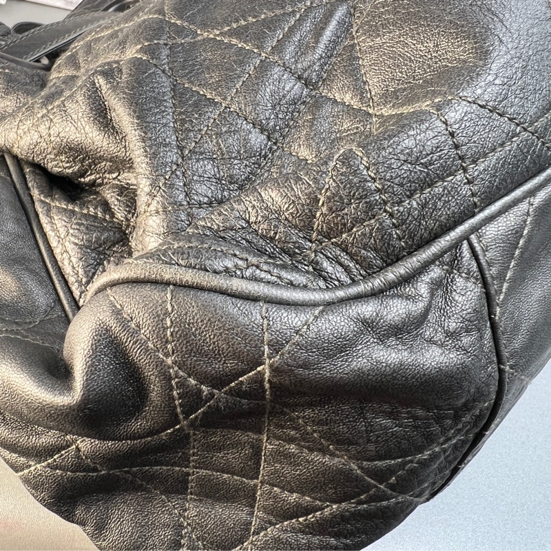 Dior 銀灰色大D餃子包-12