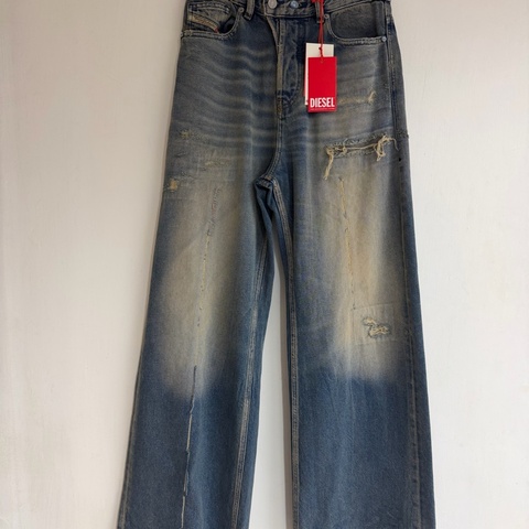 Diesel 女款 牛仔褲#23 24 25 26 27