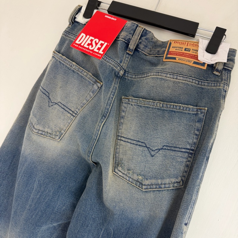 Diesel 女款 牛仔褲#23 24 25 26 27-4