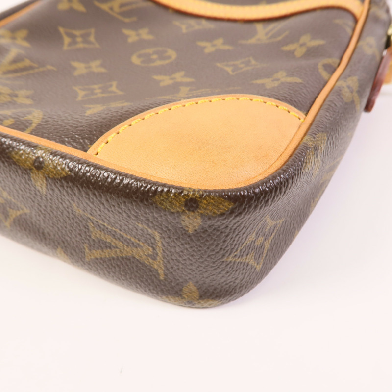 LOUIS VUITTON Monogram Danube金扣肩背袋-6