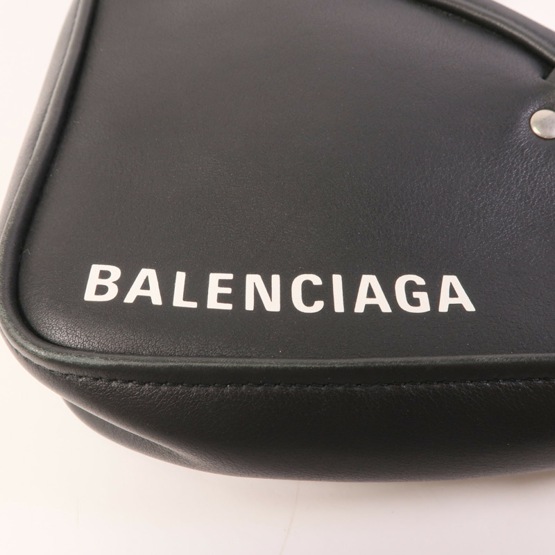 BALENCIAGA 牛皮皮革Triangle Duffle XS銀扣手挽肩背兩用袋-11