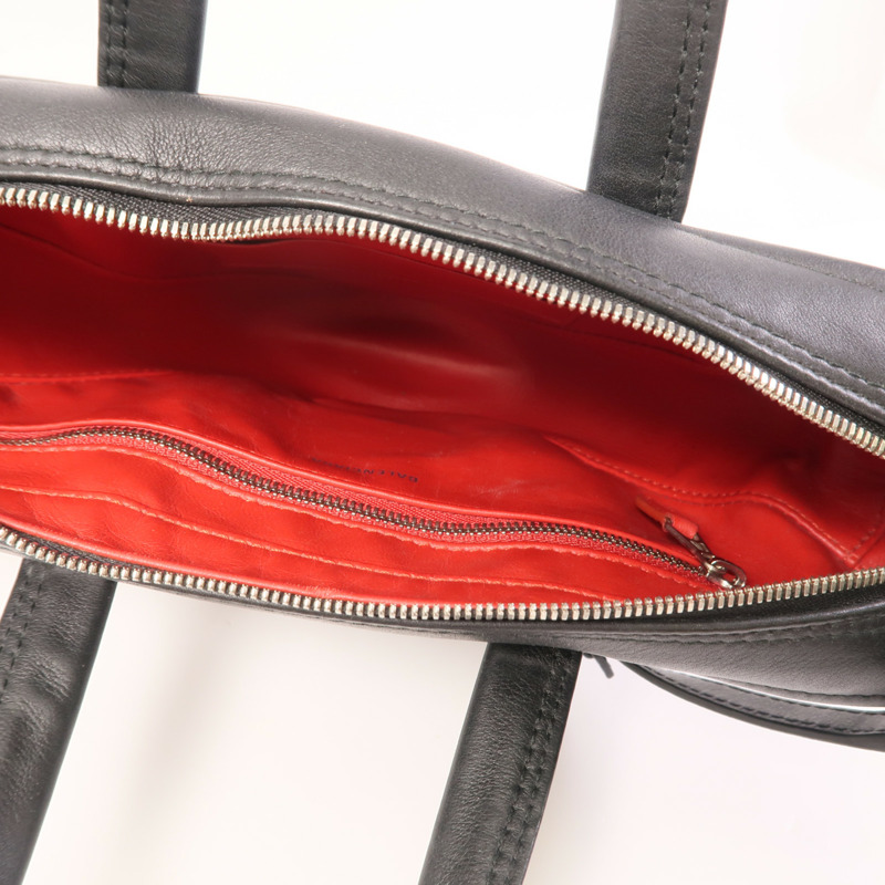 BALENCIAGA 牛皮皮革Triangle Duffle XS銀扣手挽肩背兩用袋-13