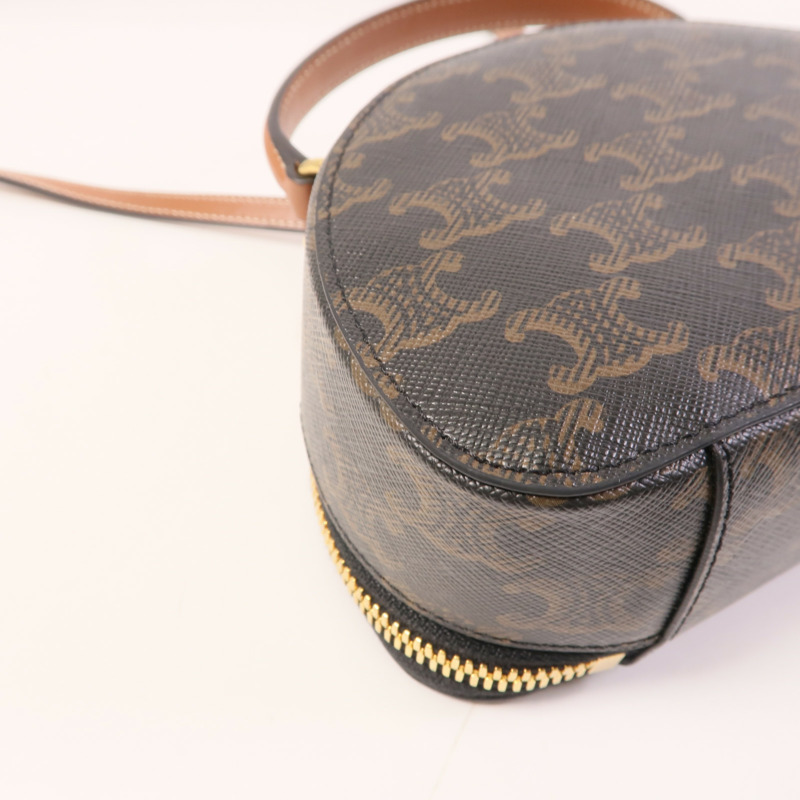CELINE 塗層帆布Half Moon Case金扣手挽肩背兩用袋-9