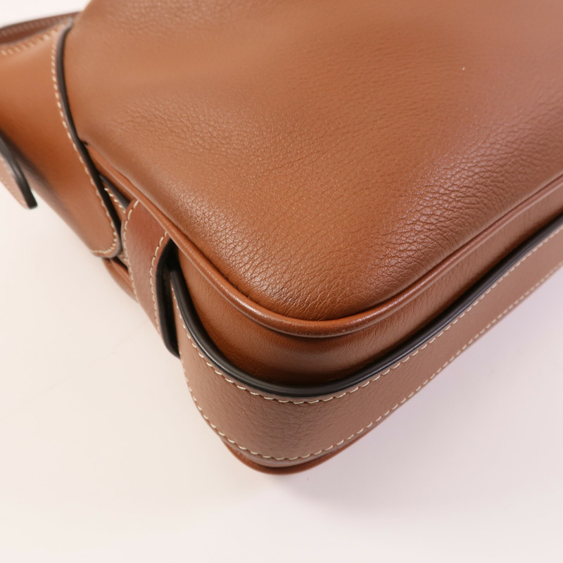 CELINE 牛皮皮革Romy Medium金扣肩背袋-8