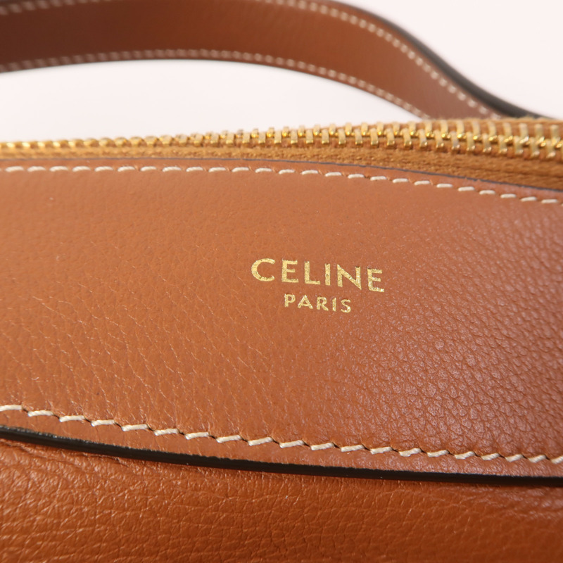 CELINE 牛皮皮革Romy Medium金扣肩背袋-9