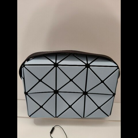 全新Issey miyake三宅一生Bao Bao cuboid 邱比特4×3大款立體斜背包-藍色