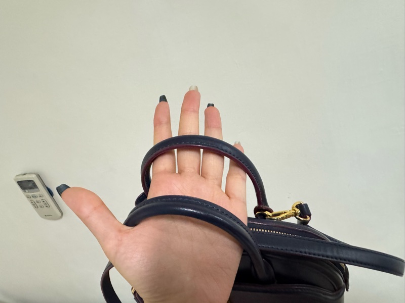 MCM 2way 牛皮肩背包#貝殼包-1