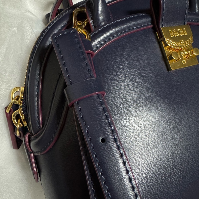 MCM 2way 牛皮肩背包#貝殼包-14