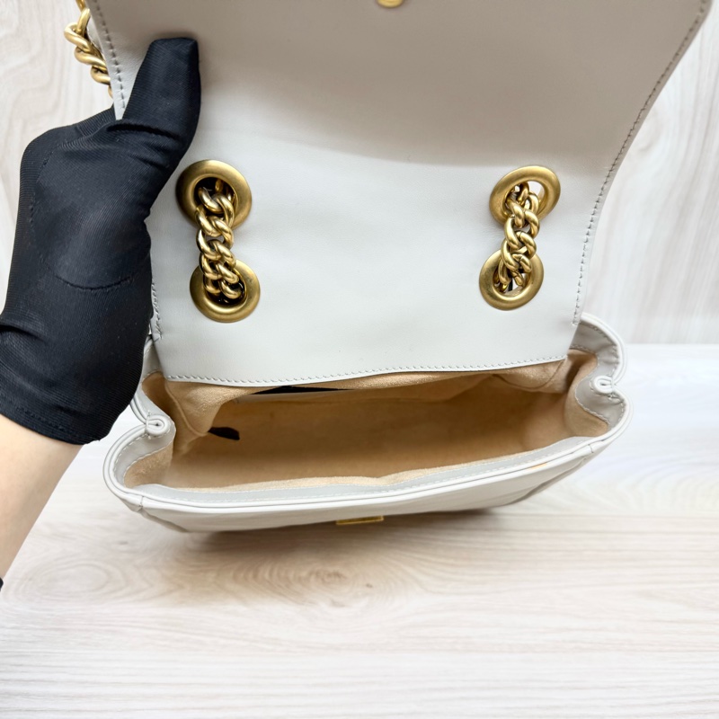 GUCCI灰色牛皮GG Marmont系列方形側背包739682-7