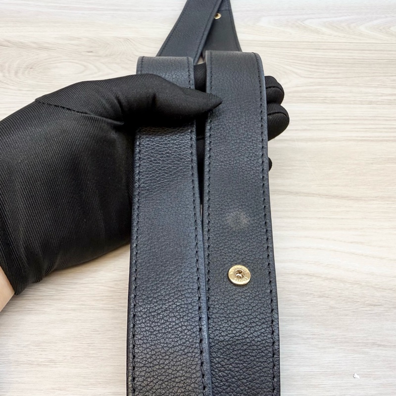 LV黑色金釦牛皮Lockme抽繩手提側背水桶包M57687-23