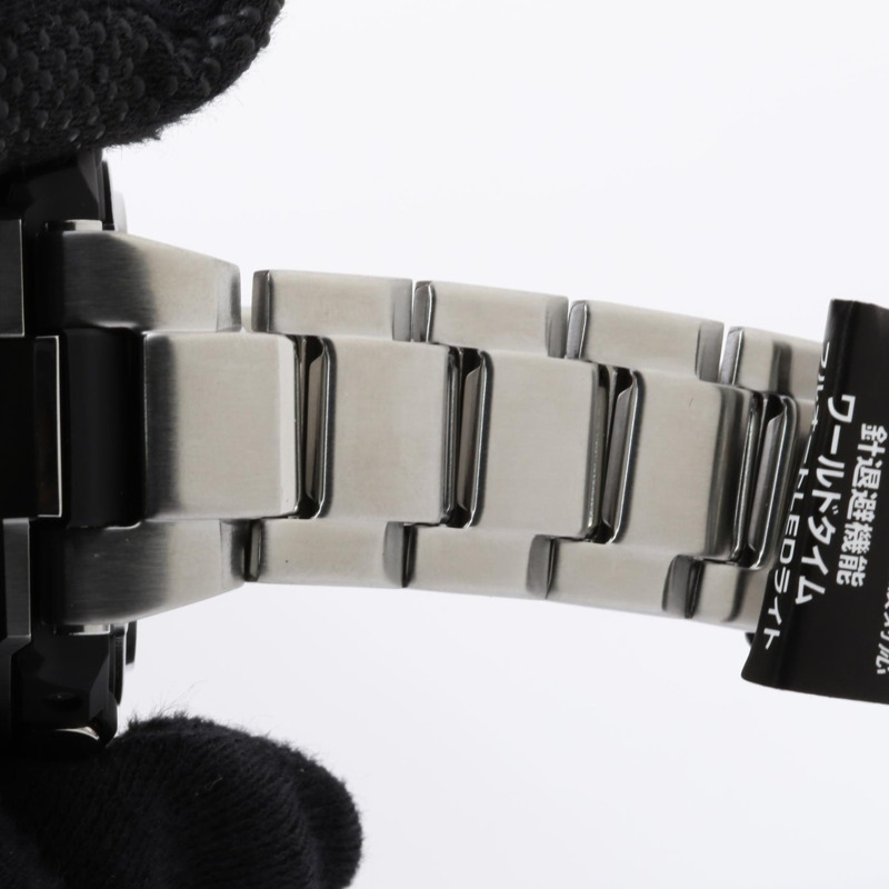 卡西歐 G-SHOCK G-STEEL GSTW100 系列男士腕錶 (GSTW110D1AJF),黑色和銀色樹脂錶帶搭配不鏽鋼錶殼。-6