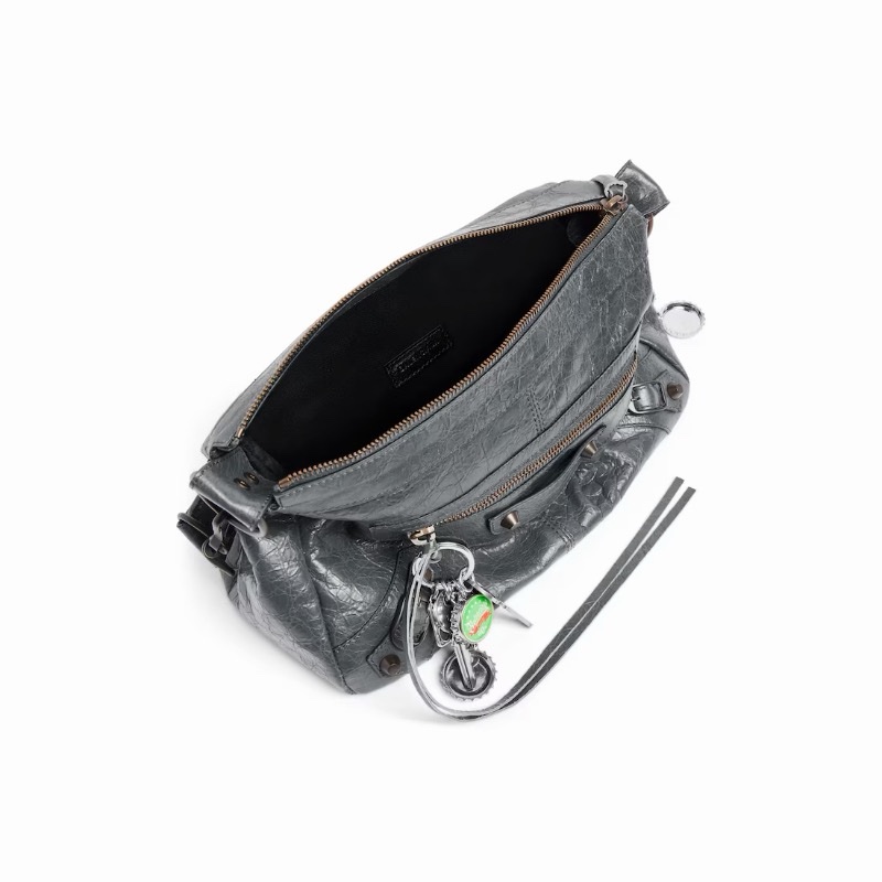 Balenciaga 男士 Le City Moto 小號火山岩飾物包均碼碼小號、28cm*11cm*18cm-2