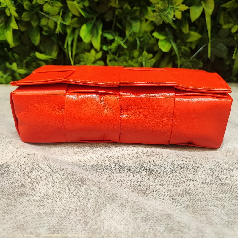 Bottega Veneta Cassette Mini Wast Bag-19