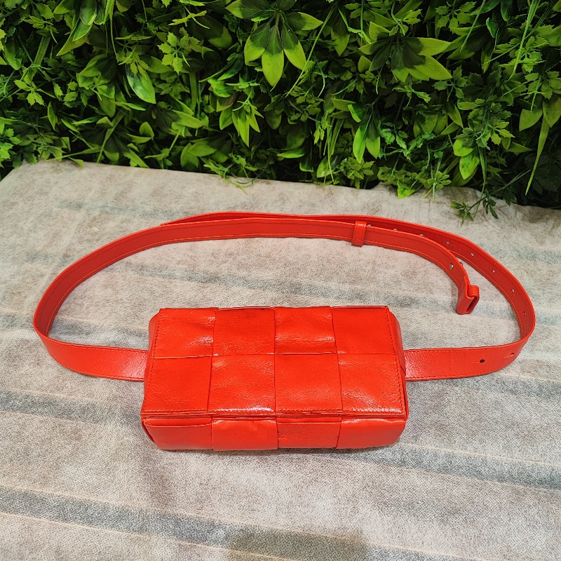 Bottega Veneta Cassette Mini Wast Bag-6