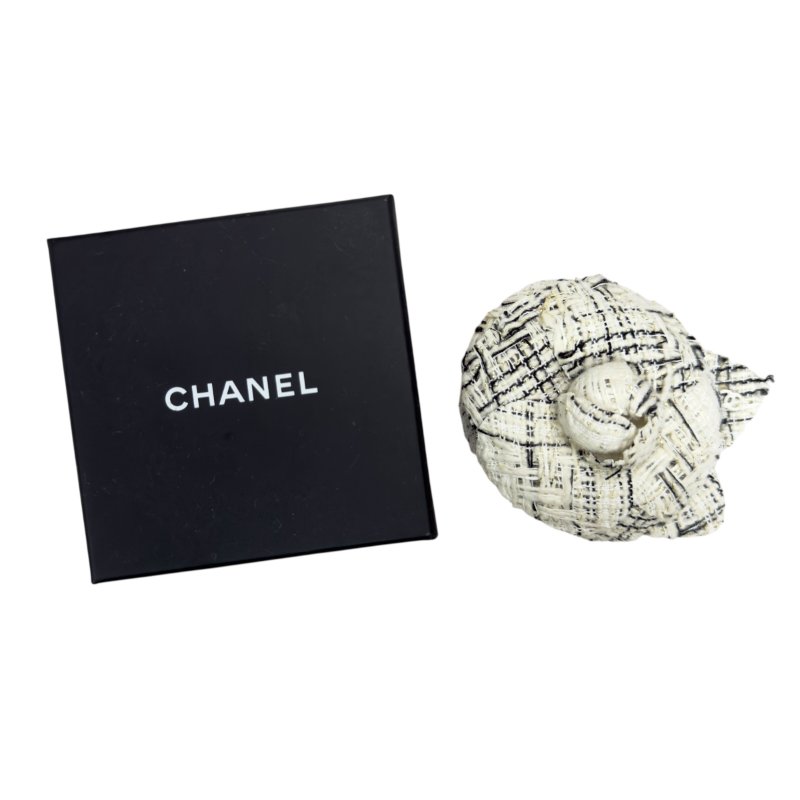 CHANEL CC 山茶花 粗花呢 胸針-1