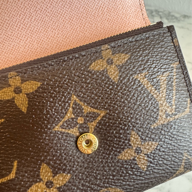 LV M62361花紋內粉釦式卡片零錢包 超好用👛-16