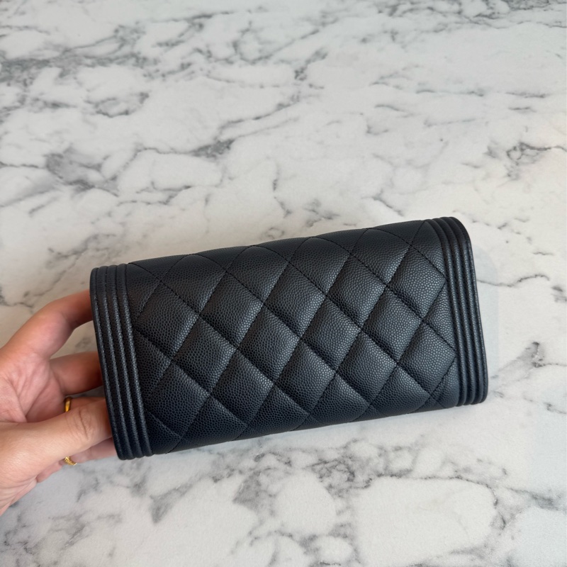 Chanel黑色金boy釦式長夾  超經典超好用🫶-5