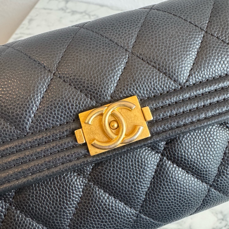 Chanel黑色金boy釦式長夾  超經典超好用🫶-6