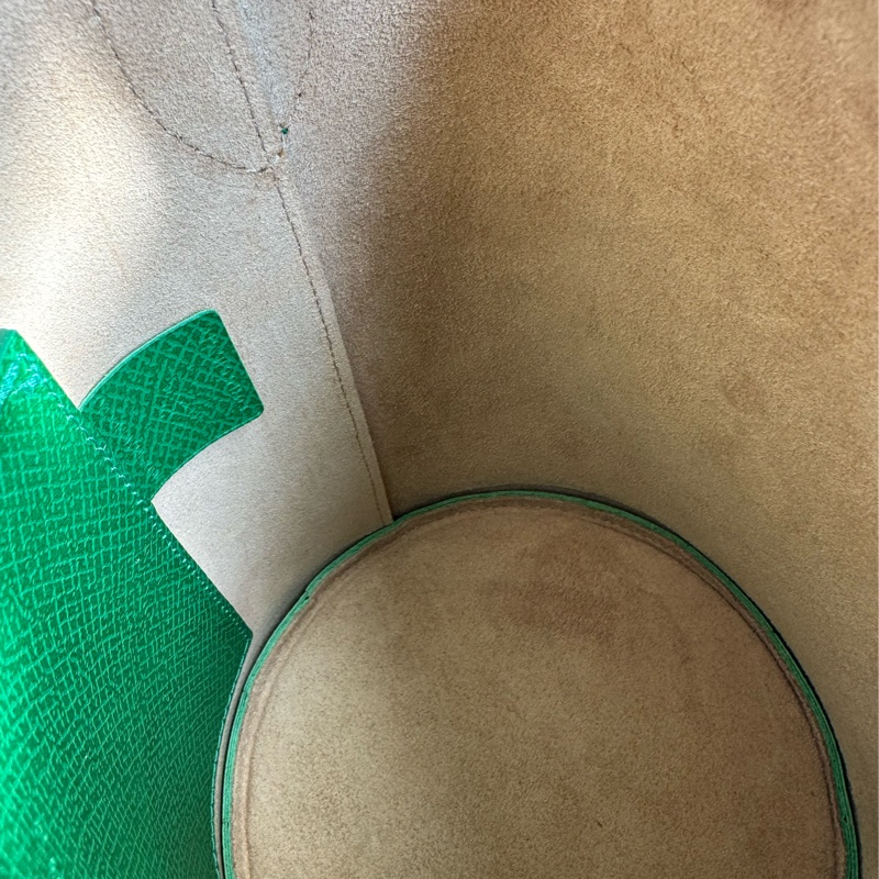 Longchamp 綠色手提水桶包-11