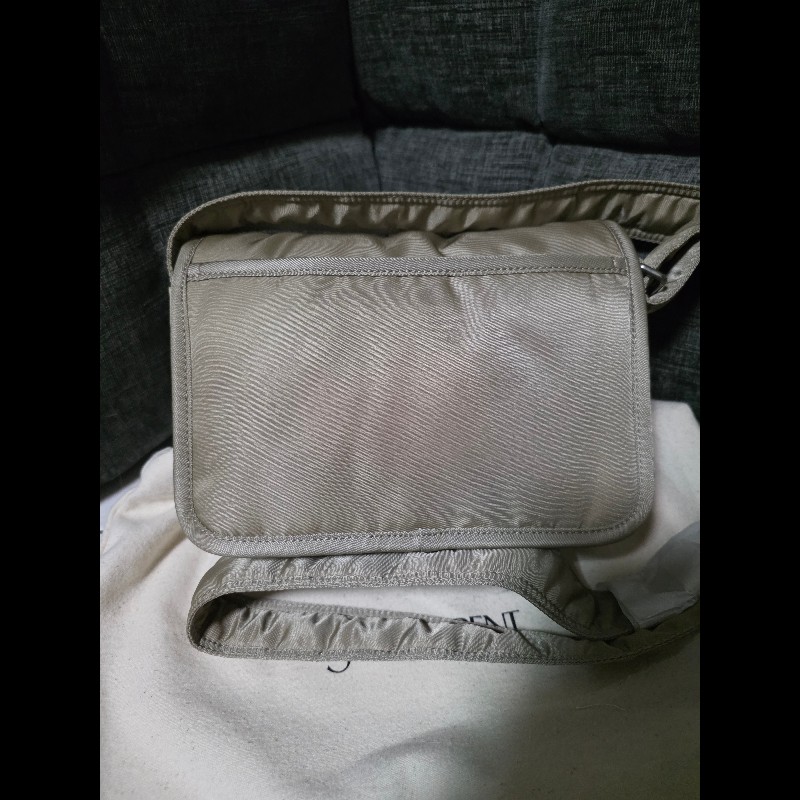 [全新] Saint Laurent YSL Niki nylon 卡其色小號-2