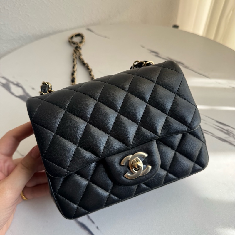 Chanel黑色淡金雙C方胖子 超級經典-0