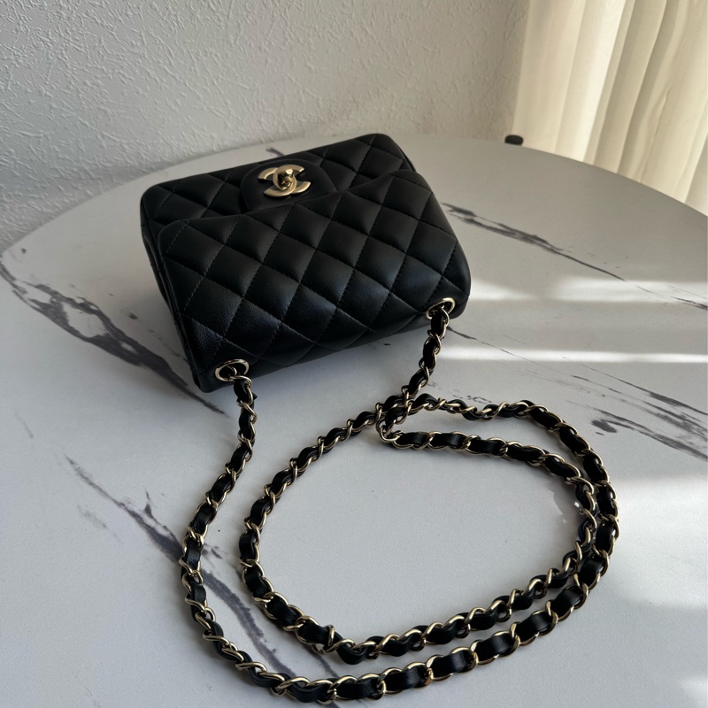 Chanel黑色淡金雙C方胖子 超級經典-1