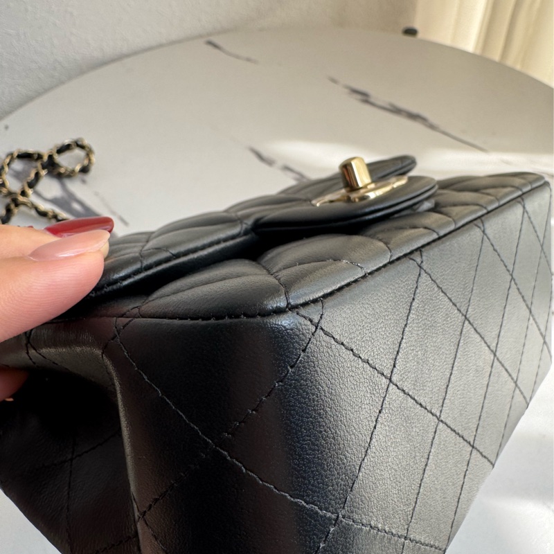 Chanel黑色淡金雙C方胖子 超級經典-7