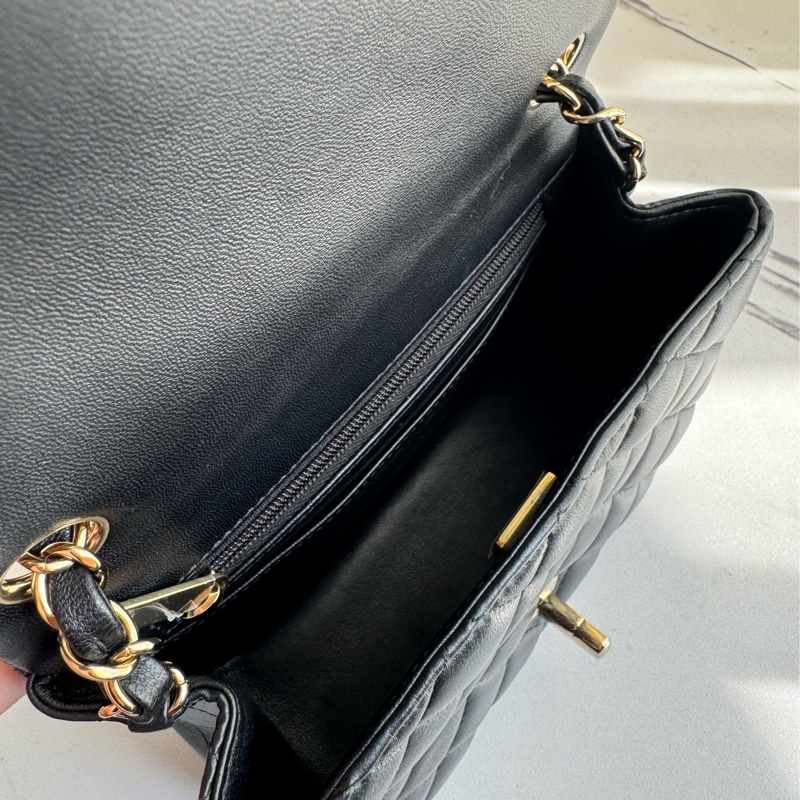 Chanel黑色淡金雙C方胖子 超級經典-19