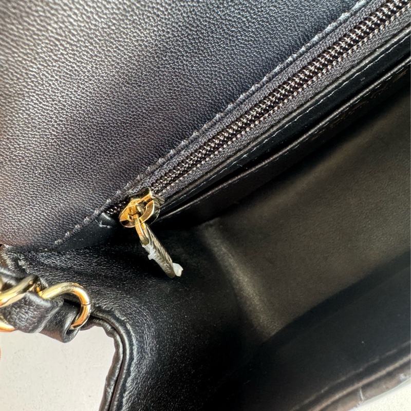 Chanel黑色淡金雙C方胖子 超級經典-24