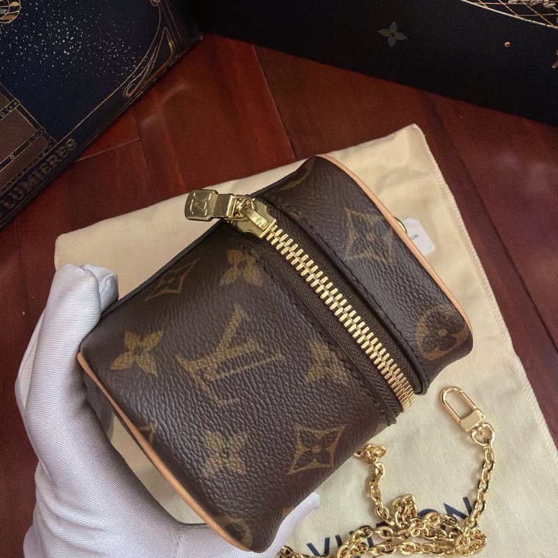 近新品 路易威登/Louis Vuitton 老花Nano化粧包 芯片款-2