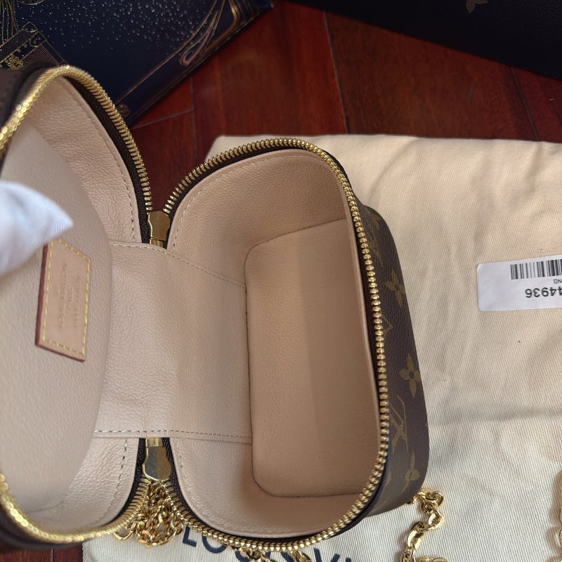 近新品 路易威登/Louis Vuitton 老花Nano化粧包 芯片款-5