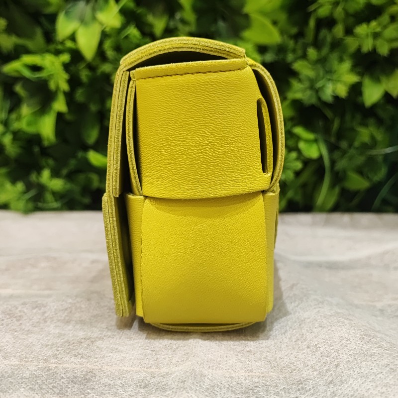Bottega Vaneta Cassette Mini Waist Bag-3