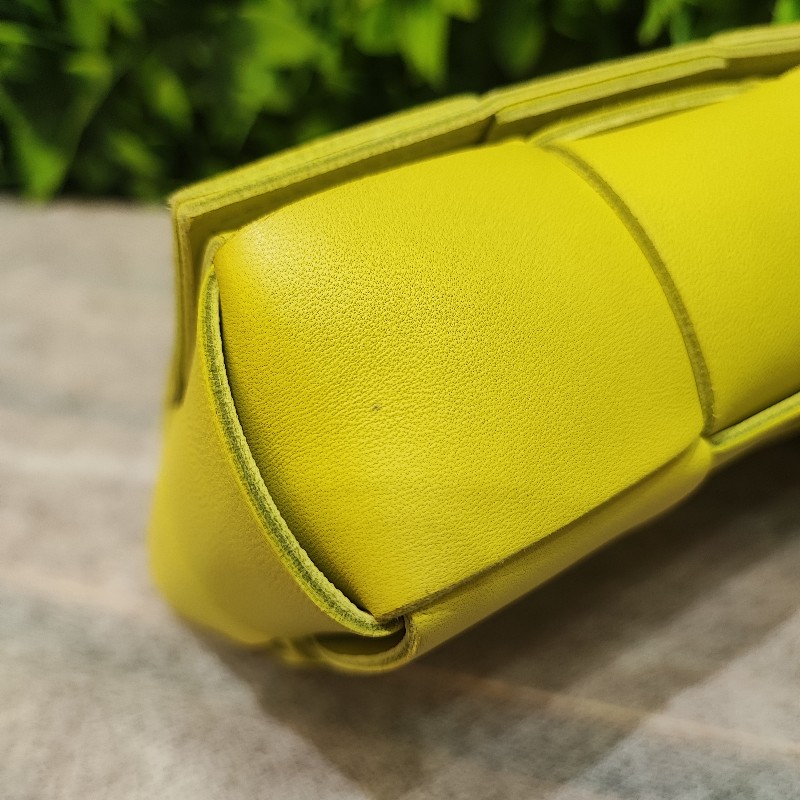 Bottega Vaneta Cassette Mini Waist Bag-16