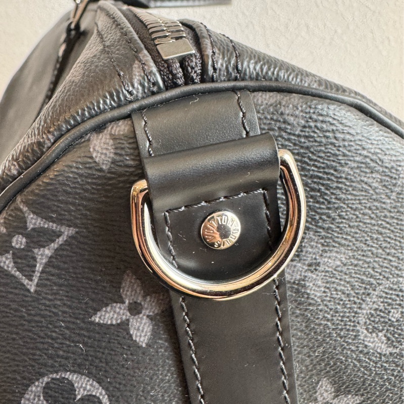 LV M40605黑花紋手提兩用keepall55-15