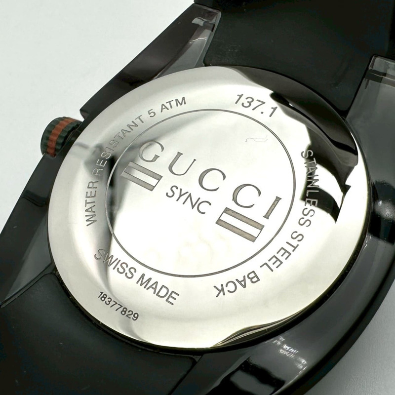 GUCCI 男士 Sync Date 137.1 YA137107A Shelley 石英腕錶，黑色橡膠錶帶機芯-8
