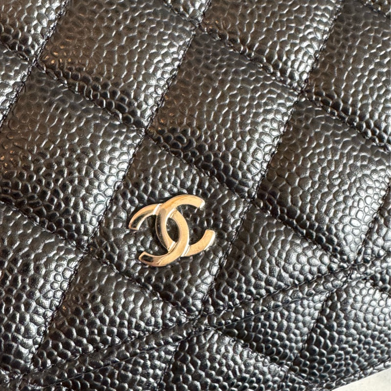 Chanel黑荔枝銀雙C  WOC  經典必買🫶-11