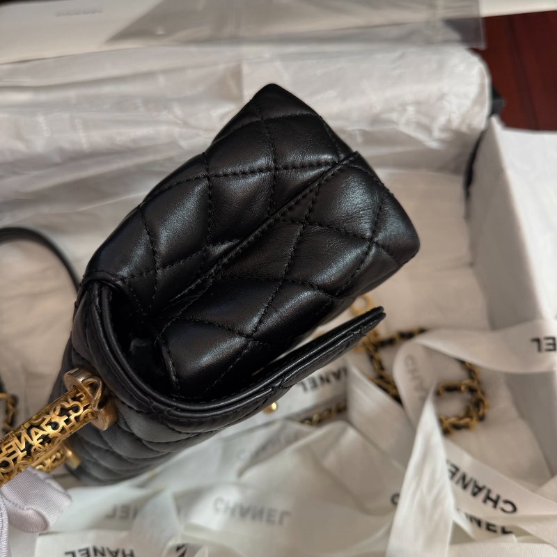 閒置新 香奈兒/Chanel黑色羊皮 Cocohandl Mini 手提鏈條包-3